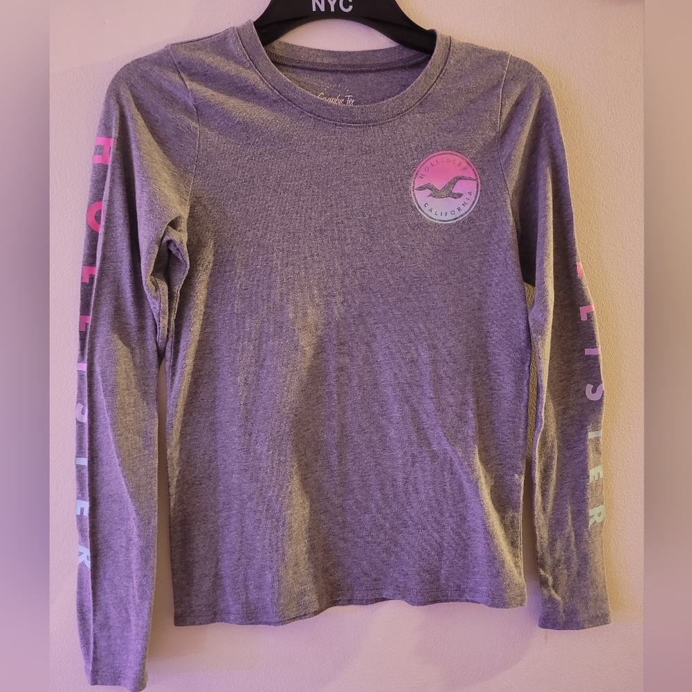 Hollister Gray Long Sleeve Tee with Colorful Logo